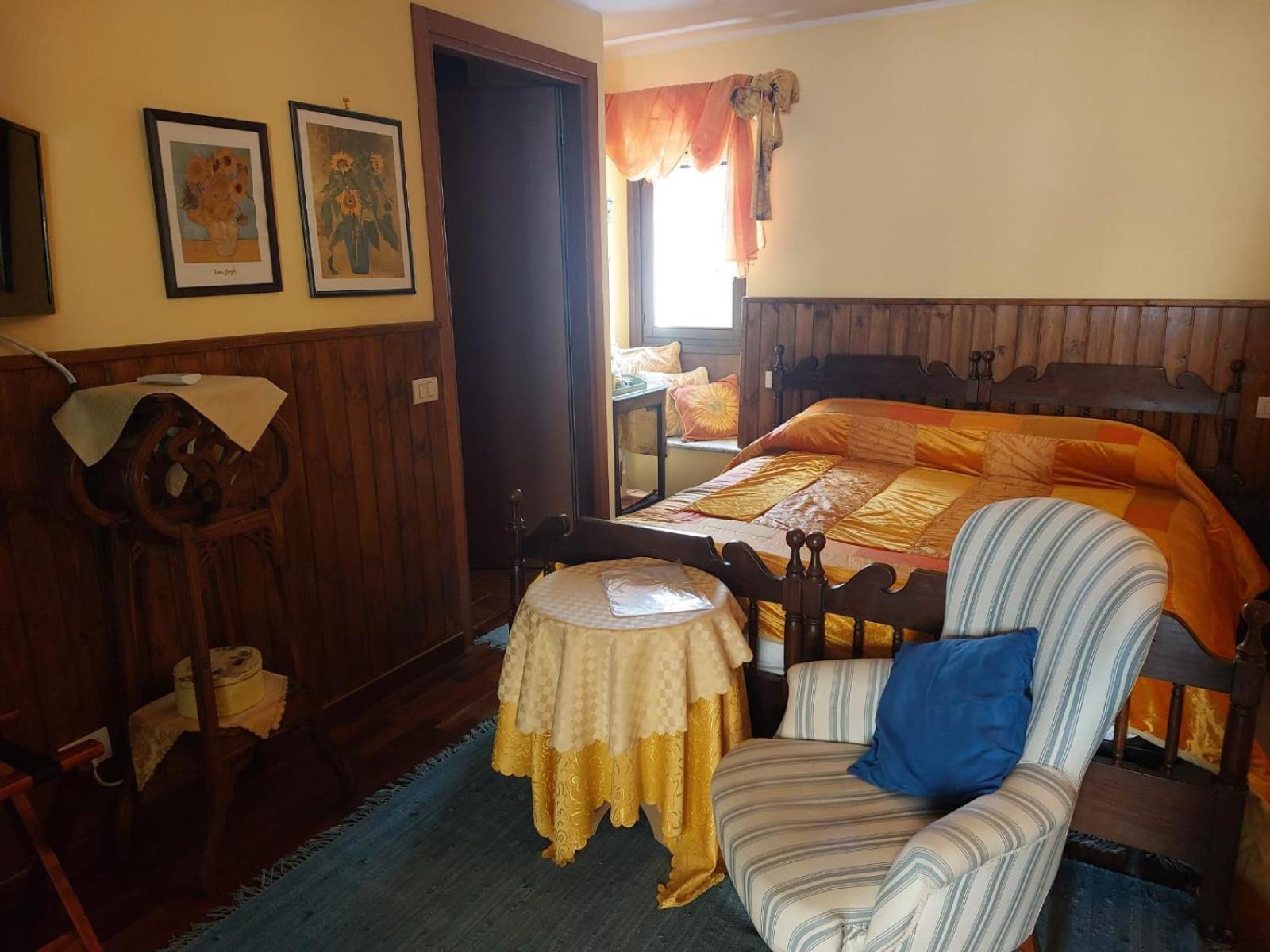 Una Franca Camere Di Charme Biella Exterior photo