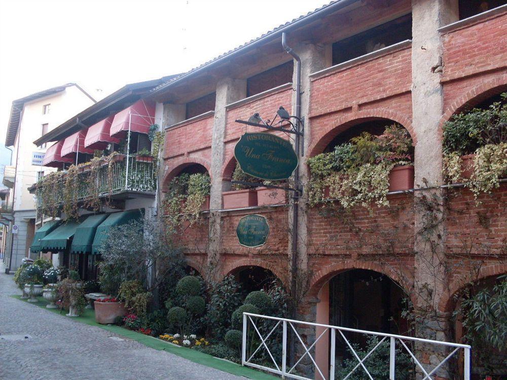 Una Franca Camere Di Charme Biella Exterior photo